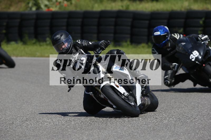 /Archiv-2024/29 12.06.2024 MOTO.CH Track Day ADR/Gruppe rot/70